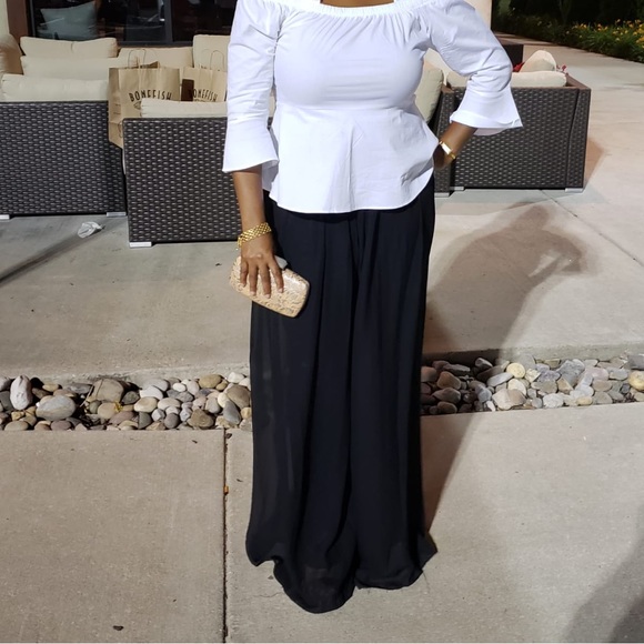 Moa Moa White Off-Shoulder Blouse - Picture 5 of 11